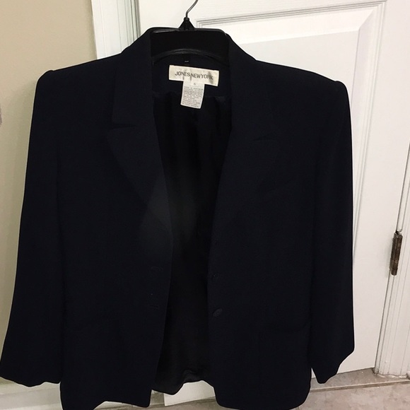 Jones New York Jackets & Blazers - Navy blue blazer